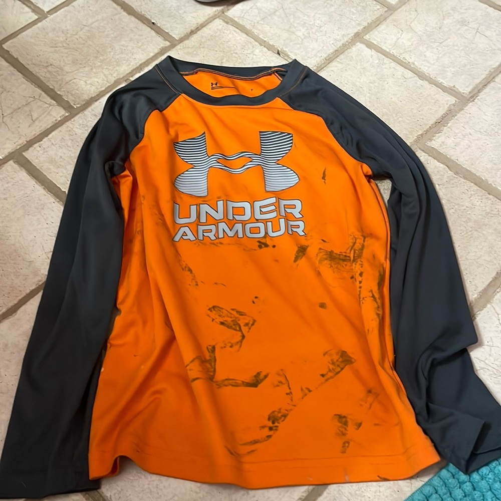 Under armour shirt